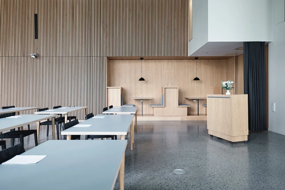 Grand Hall satt til konferanse